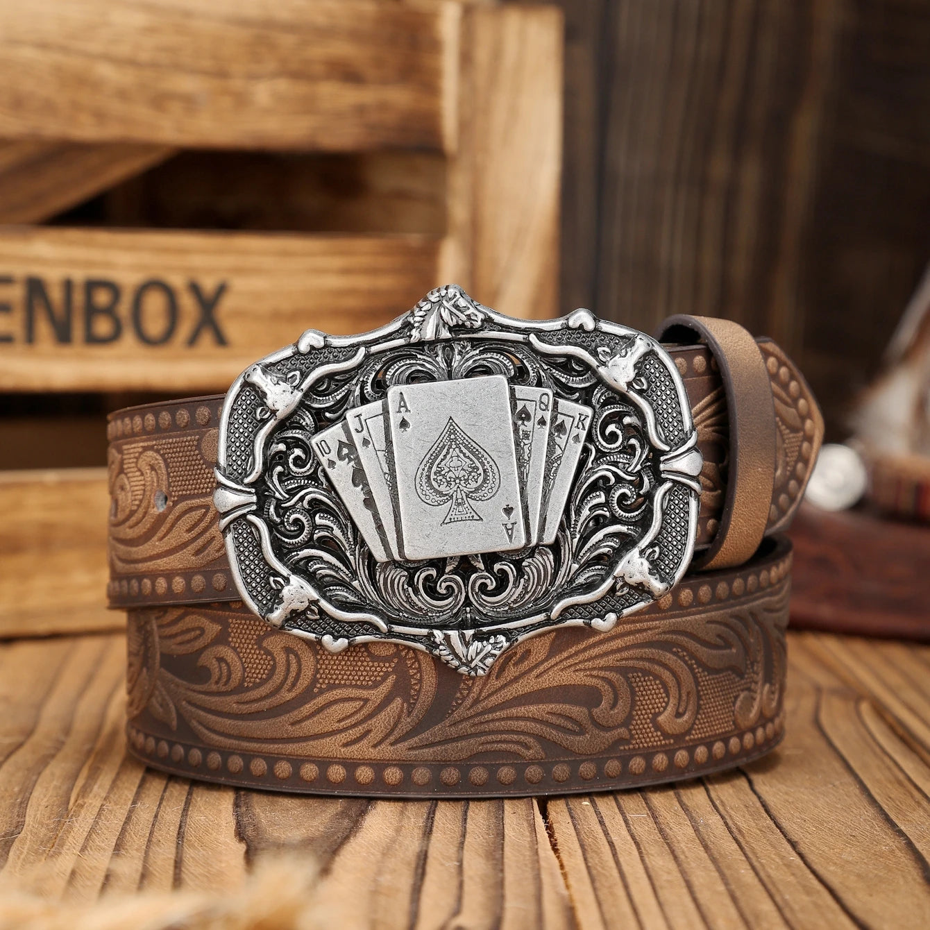 Cinturón Ranchero Vintage con Remaches | Hebilla Western de Estilo Clásico