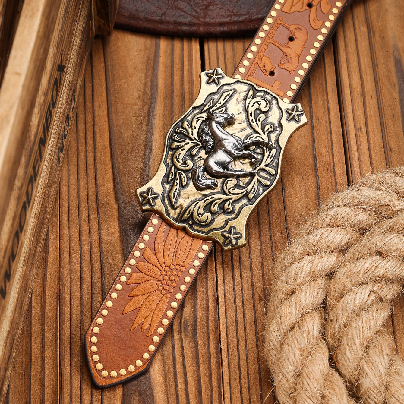 Cinturón Vaquero Marrón con Remaches y Hebilla Western | Estilo Retro Cowboy