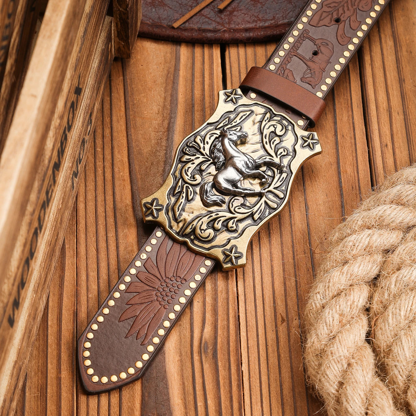 Cinturón Vaquero Marrón con Remaches y Hebilla Western | Estilo Retro Cowboy