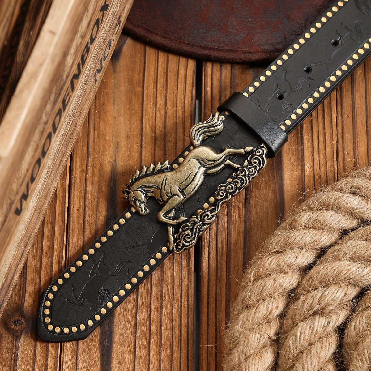 Cinturón Western Hebilla Caballo Retro de PU