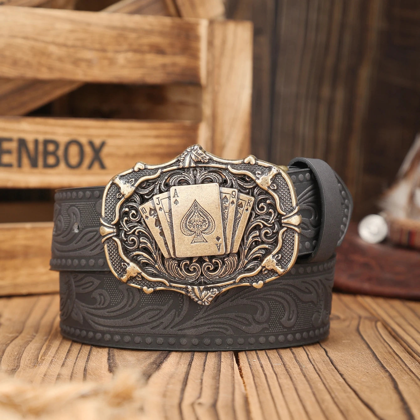 Cinturón Ranchero Vintage con Remaches | Hebilla Western de Estilo Clásico