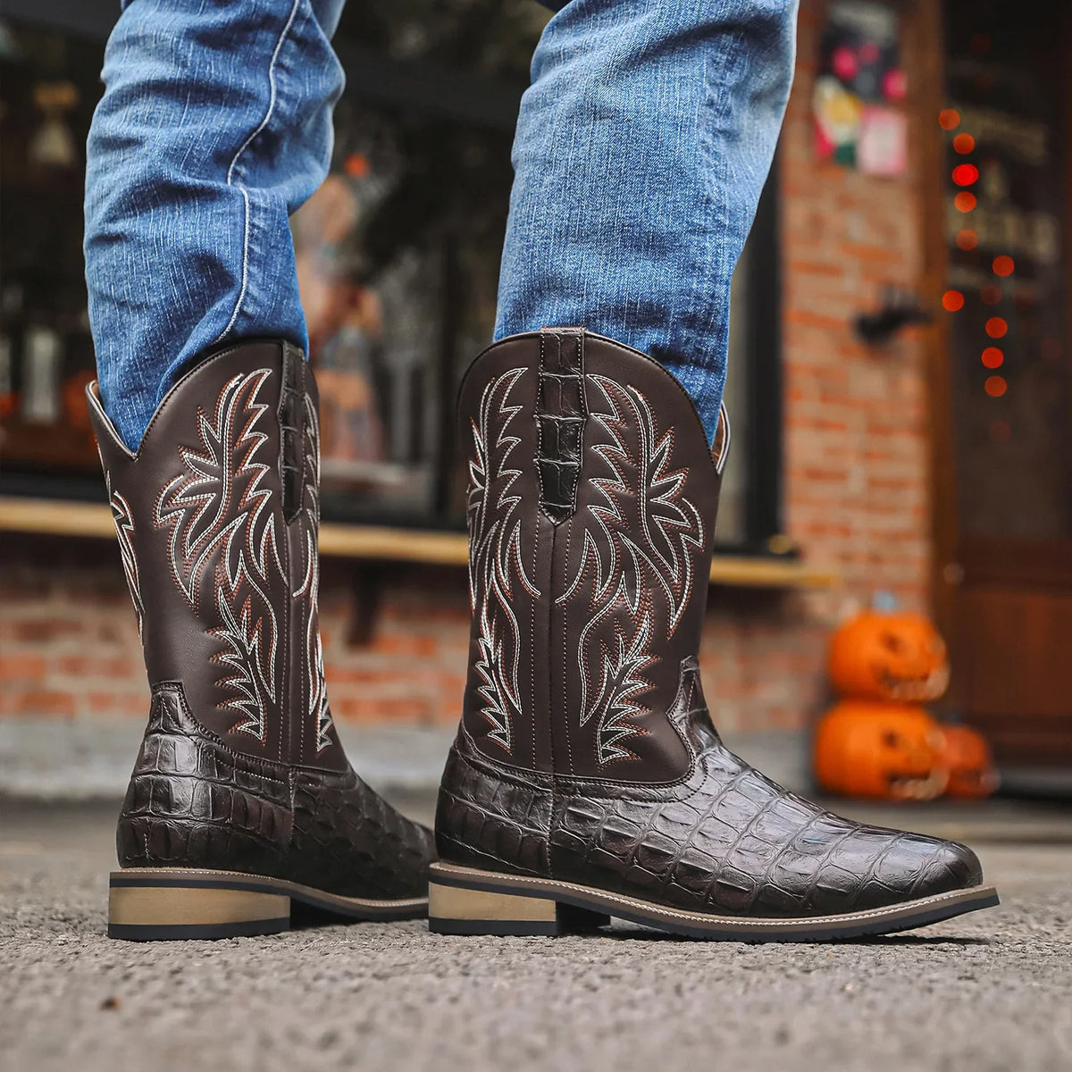 Botas Western Bordadas con Textura de Cocodrilo