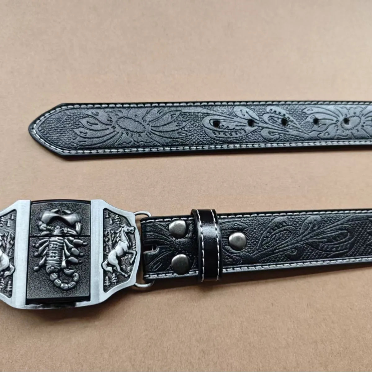Cinturón Western Punk Rock con Hebilla Decorativa