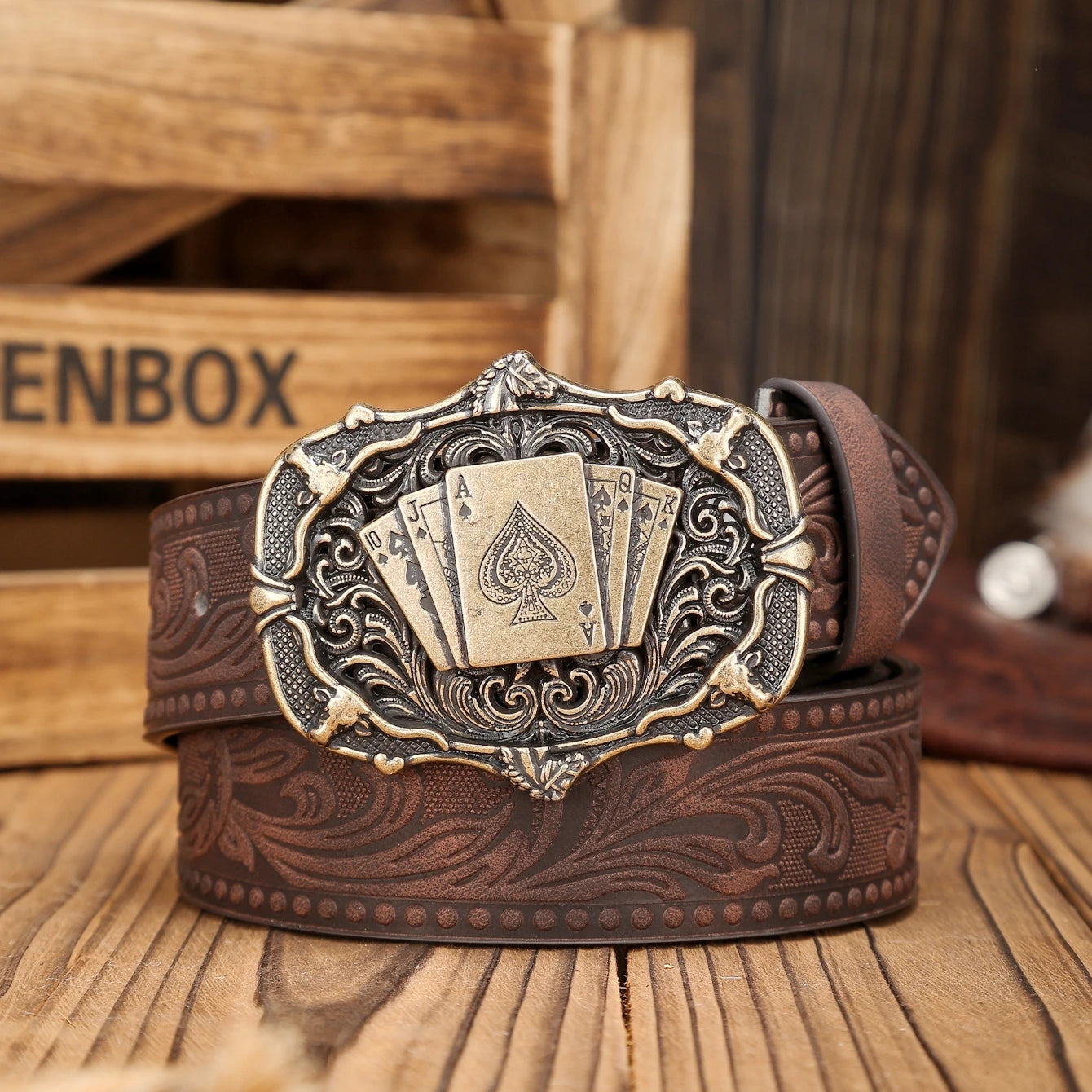 Cinturón Ranchero Vintage con Remaches | Hebilla Western de Estilo Clásico