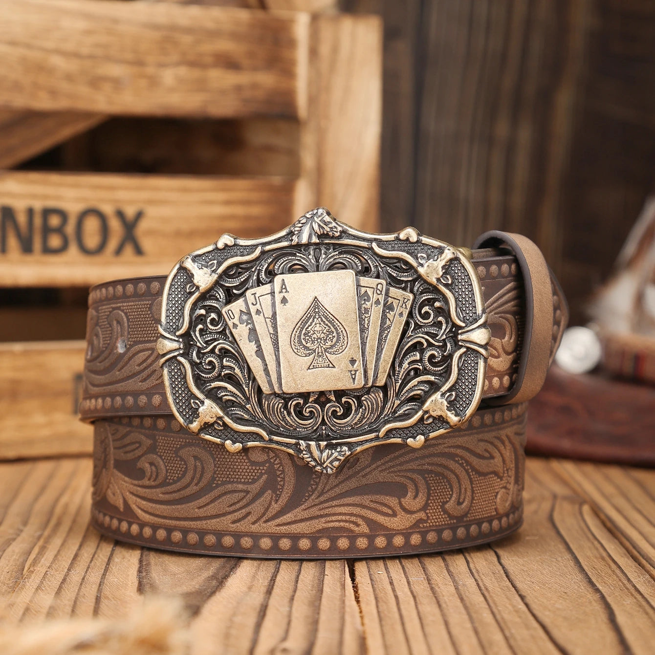Cinturón Ranchero Vintage con Remaches | Hebilla Western de Estilo Clásico
