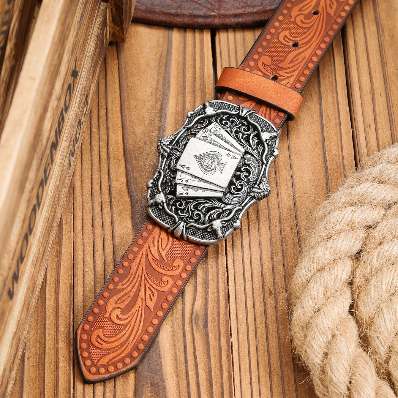 Cinturón Ranchero Vintage con Remaches | Hebilla Western de Estilo Clásico
